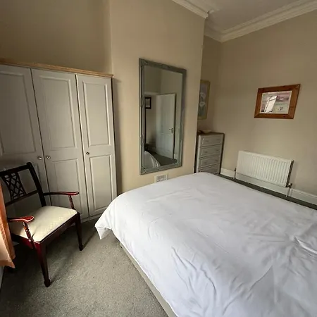 Apartment North Road
