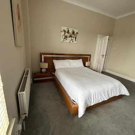 North Road Apartment