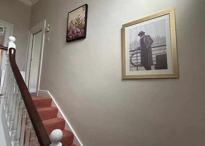 North Road Apartment