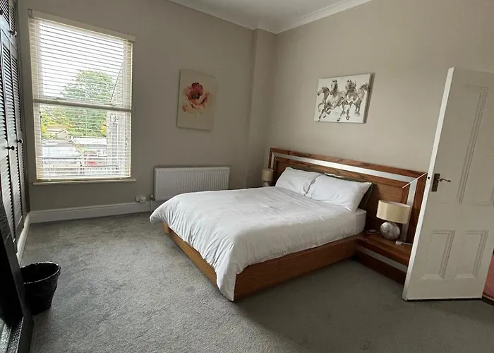 North Road Apartment