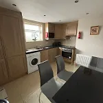 Apartment North Road